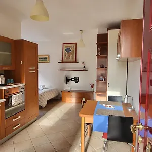 https://appartamento-in-centro-a-pero.it-lombardy.com